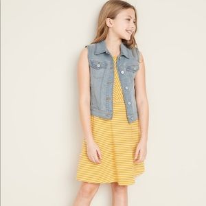 Old Navy Girls Button-Front Jean Vest (EUC)